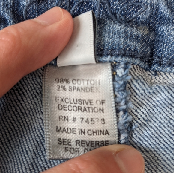 Cache Medium Wash Crop jeans Size 0 - Picture 6 of 6